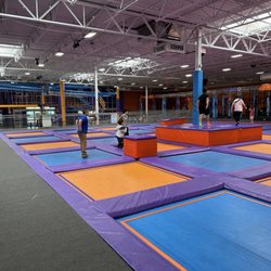 Altitude Trampoline Park - Lombard