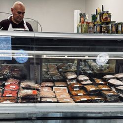 Cozmo One - Meat counter