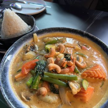B.O.T - Gaeng Massaman - Salad Near Me - Atlanta, Georgia