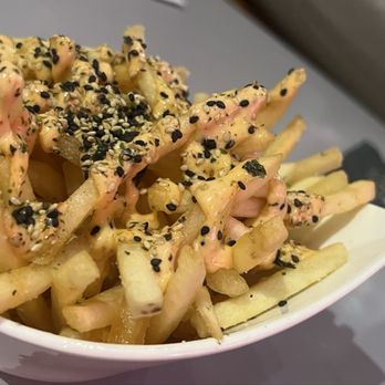 Stage Restaurant - Fries - New American Near Me - Honolulu, Hawaii