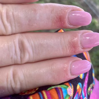 LA Nails - Saturday left hand - Nail Salons Near Me - Riverview, Florida