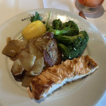 Gallaghers Steakhouse Boca Raton - Salmon - Steakhouses Near Me - Boca Raton, Florida