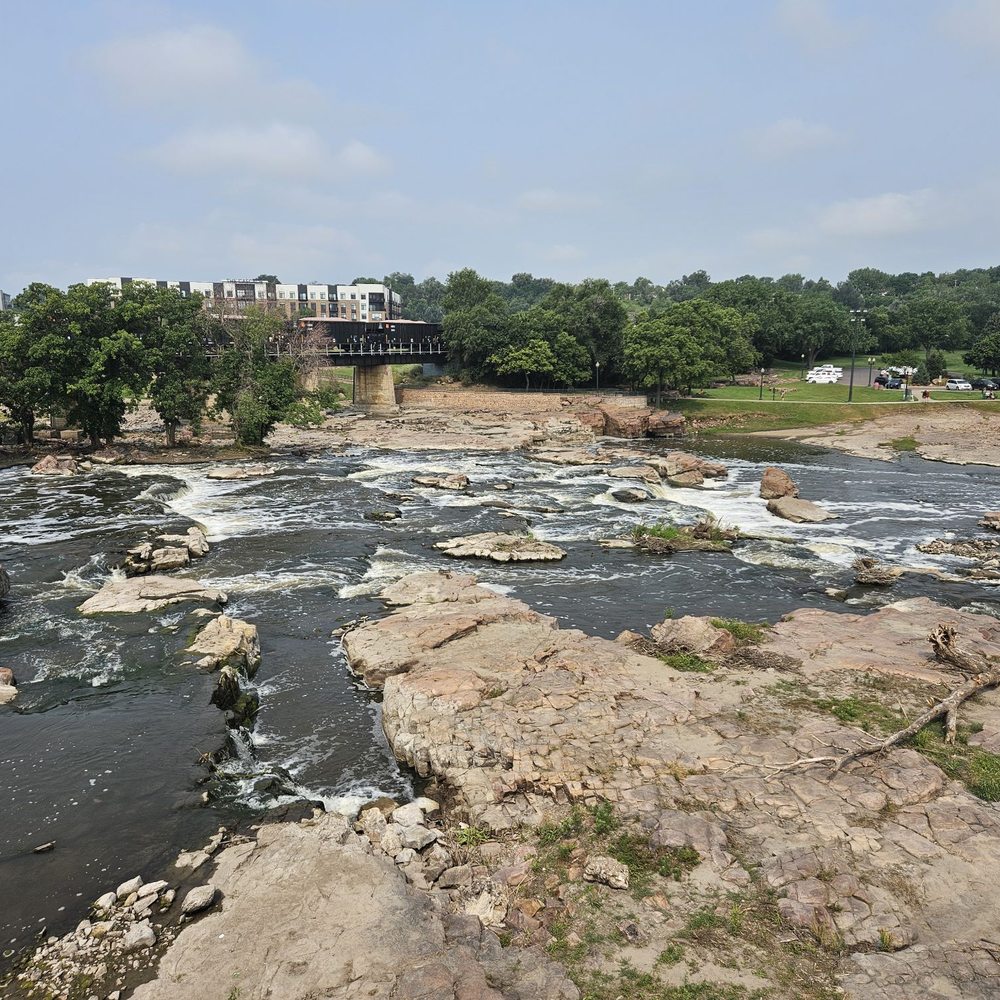 Falls Park - Parks Near Me - Sioux Falls, South Dakota Falls Park - Parks Near Me - Sioux Falls, South Dakota