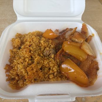 La Longaniza De Rafo - Arroz con longaniza y mero en salsa - Puerto Rican Near Me - Cidra, Puerto Rico La Longaniza De Rafo - Arroz con longaniza y mero en salsa - Puerto Rican Near Me - Cidra, Puerto Rico