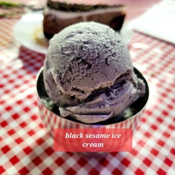 Win-Spuntino - Black sesame ice cream - Italian Near Me - Honolulu, Hawaii