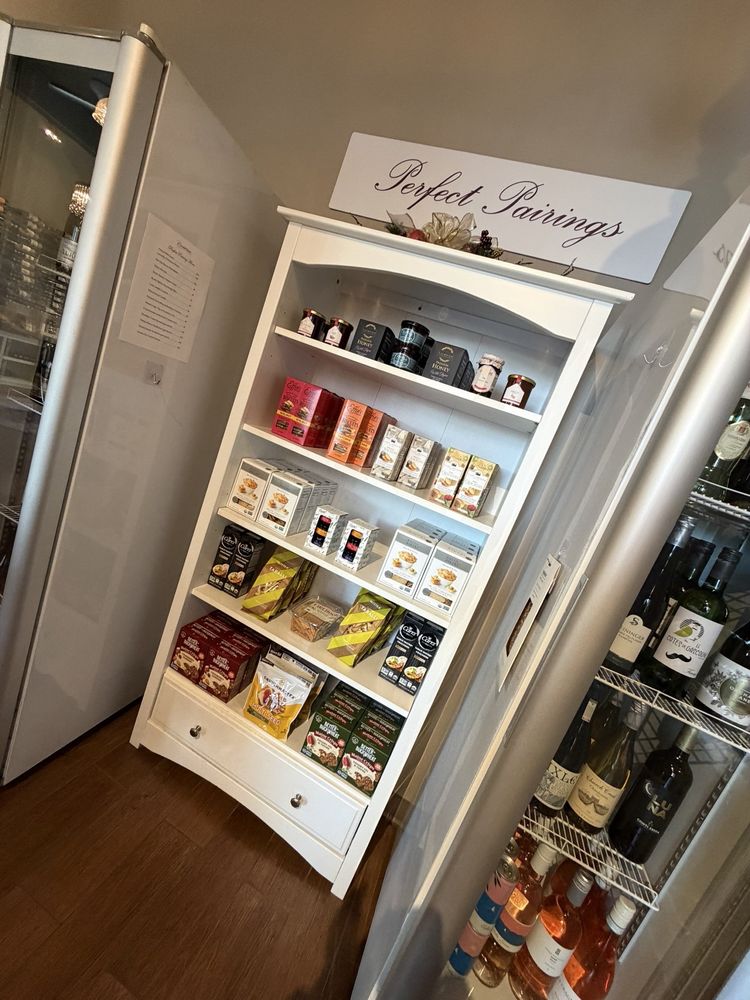 Crystal Palate Wine & Gourmet Logo