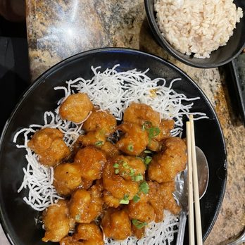 P.F. Chang's - Chinese Near Me - Northbrook, Illinois