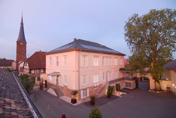 Ketschauer Hof by null