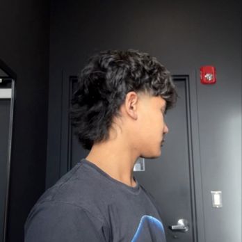 Sinatra's Gentlemens Barbershop - Textured Mullet with mid skin taper - Barbers Near Me - Chevy Chase, Maryland Sinatra's Gentlemens Barbershop - Textured Mullet with mid skin taper - Barbers Near Me - Chevy Chase, Maryland