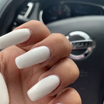 Serenity Nails & Spa - Here you can see how he overfilled acrylic powder onto my skin on the pointer finger. The middle finger tip is crooked as well. - Day Spas Near Me - Springfield, Virginia