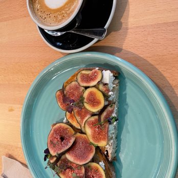 Merriweather Coffee + Kitchen - Cappuccino and Fig, Ricotta and Honey Toast - Salad Near Me - New York, New York
