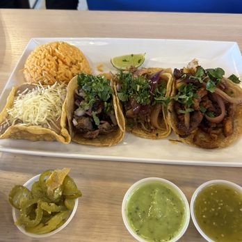 Taco Maya - Mexican Near Me - Downers Grove, Illinois