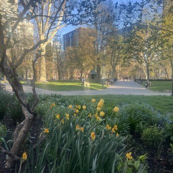 Washington Square - Parks Near Me - Philadelphia, Pennsylvania