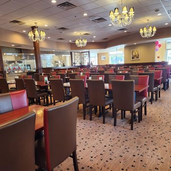 Four Seasons Buffet - Buffets Near Me - Cerritos, California