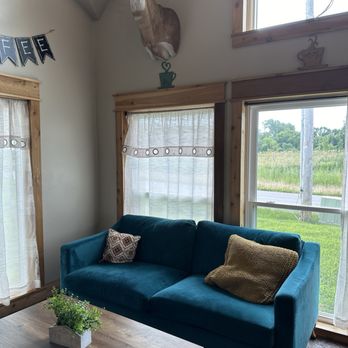Campus Grounds - Inside seating - Coffee & Tea Near Me - Buckner, Missouri