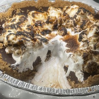 Fireman Derek’s Bake Shop - S'more - Desserts Near Me - Miami, Florida Fireman Derek’s Bake Shop - S'more - Desserts Near Me - Miami, Florida