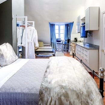 The Dwight D - Studio Apartment, Room 4F - Hotels Near Me - Philadelphia, Pennsylvania The Dwight D - Studio Apartment, Room 4F - Hotels Near Me - Philadelphia, Pennsylvania