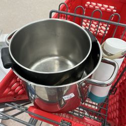 Stainless steel pots