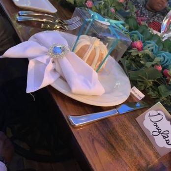 Nothing Bundt Cakes - Lemon Bundtlet cake - Bakeries Near Me - Henderson, Nevada