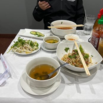 Pho Thang Cafe - Beef meetball with soup , M5 without broth and appetizers. - Vietnamese Near Me - Cleveland, Ohio