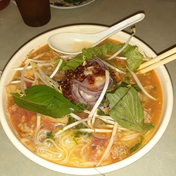 Viet-Ha - Bon Hue, minus the blood. Bon who? Naw...nope. broth was mediocre. - Chinese Near Me - Sacramento, California