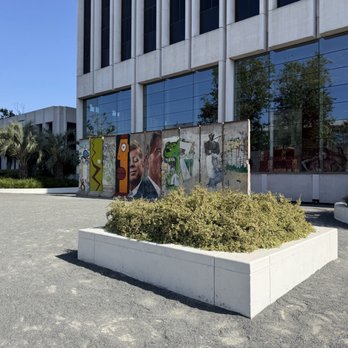 Berlin Wall Segments Marker - Landmarks & Historical Buildings Near Me - Los Angeles, California Berlin Wall Segments Marker - Landmarks & Historical Buildings Near Me - Los Angeles, California