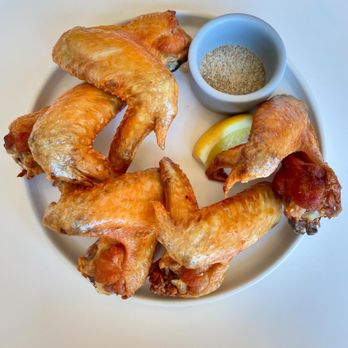 Yang’s Kitchen - Fried chicken wings - Asian Fusion Near Me - Alhambra, California