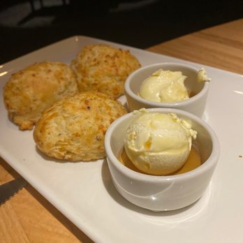 Devon Seafood & Steak - Biscuits with butter and honey while we order our food - Seafood Near Me - Oakbrook Terrace, Illinois Devon Seafood & Steak - Biscuits with butter and honey while we order our food - Seafood Near Me - Oakbrook Terrace, Illinois