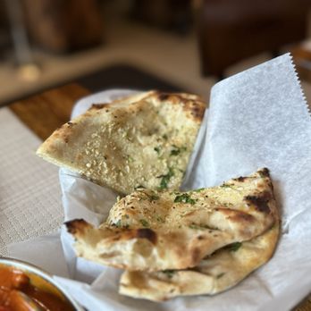 Spice Mantra - Garlic Naan - Indian Near Me - New York, New York Spice Mantra - Garlic Naan - Indian Near Me - New York, New York