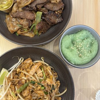 When In Bangkok - Beef Pad See Ew / Chicken Pad Thai / Coconut Rice - Thai Near Me - Flushing, New York When In Bangkok - Beef Pad See Ew / Chicken Pad Thai / Coconut Rice - Thai Near Me - Flushing, New York