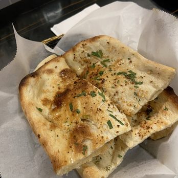 Daddy Ji Finest Indian Cuisine - Garlic Naan - Indian Near Me - Claremont, California