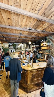 Harken Cafe by null