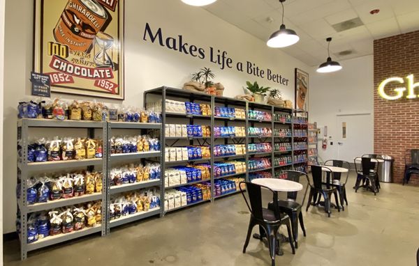 Ghirardelli Ice Cream & Chocolate Factory Outlet by null