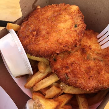 Sprague's Lobster - Crab cakes! - Seafood Near Me - Wiscasset, Maine Sprague's Lobster - Crab cakes! - Seafood Near Me - Wiscasset, Maine