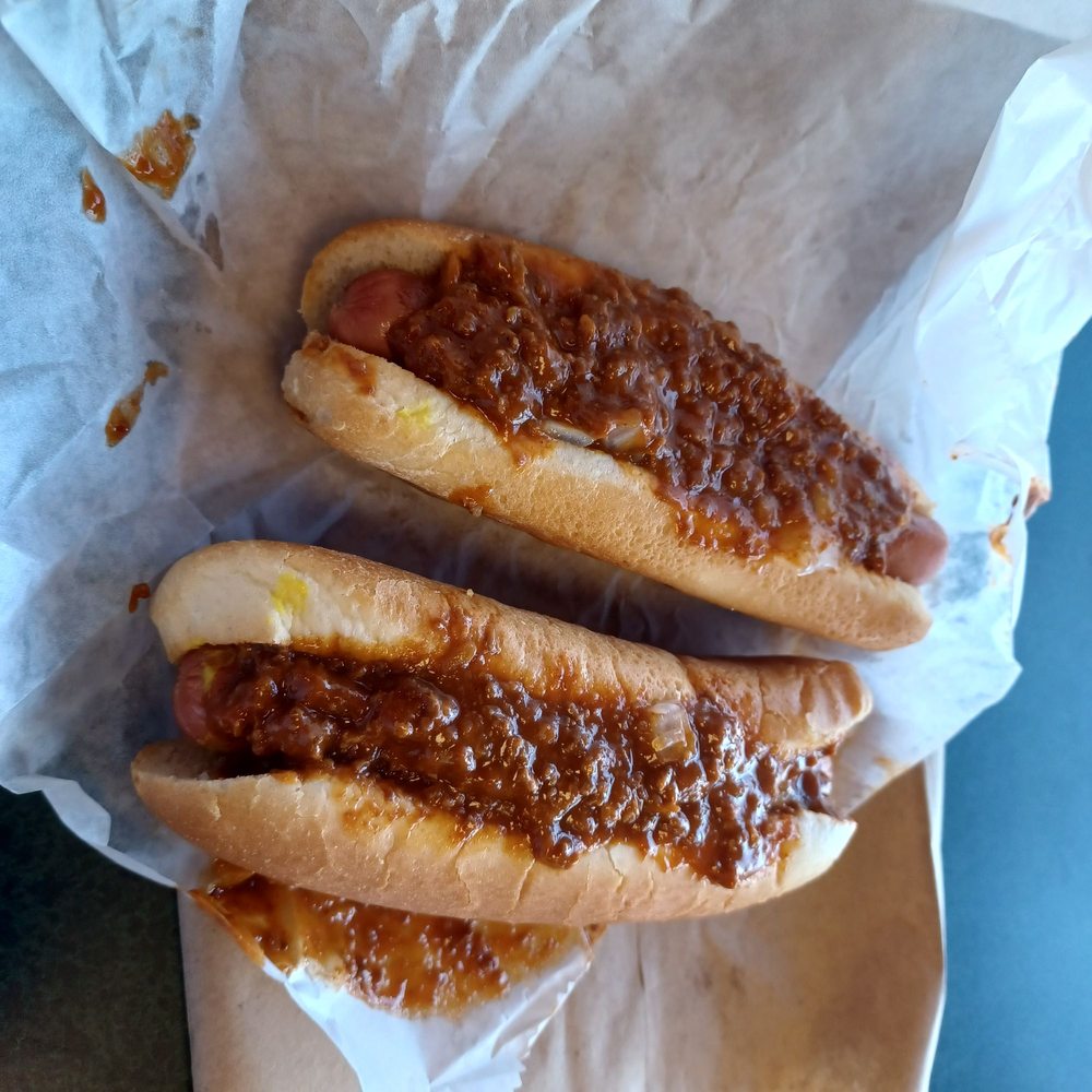 BAMA HOTDOGS Updated October 2024 17 Photos & 11 Reviews 1613