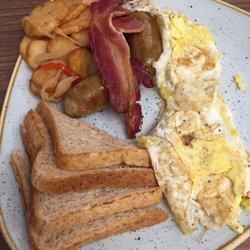 The Derby Restaurant - Wakie Brekkie