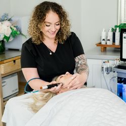 Marisa's Skin Care - Hydrafacial