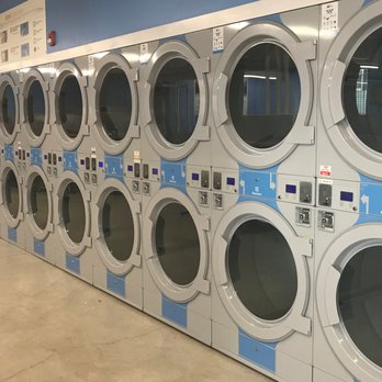 In & Out Laundromat - Largest and fastest dryers in Lowell - 20 minutes is all it takes. - Laundromat Near Me - Lowell, Massachusetts In & Out Laundromat - Largest and fastest dryers in Lowell - 20 minutes is all it takes. - Laundromat Near Me - Lowell, Massachusetts