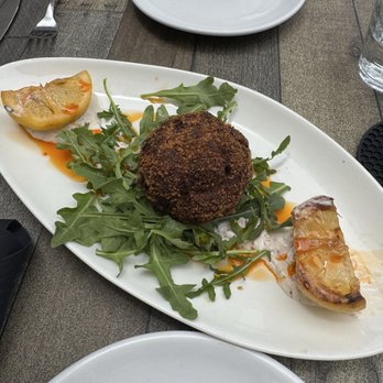 Beeside Balcony - Crab Cake - Mediterranean Near Me - LA JOLLA, California