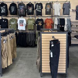 Work World - Ariat graphic t-shirts and pants