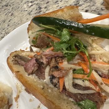 Le Banh Mi Bistro - Nasty - Vietnamese Near Me - Clovis, California