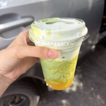 Levity Breakfast House - Peaches & Cream Matcha with Marshmallow Cold Foam - Coffee & Tea Near Me - Norman, Oklahoma