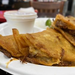 Taqueros Mexican Restaurant - Quesatacos