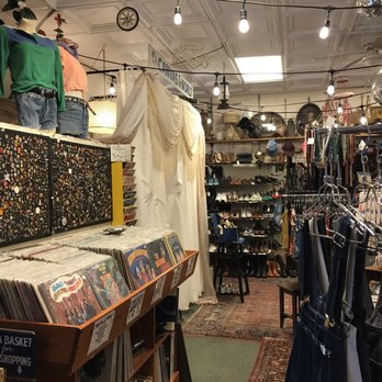 Vivant Vintage - Used, Vintage & Consignment Near Me - Boston, Massachusetts