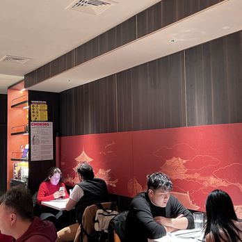 Mei Lai Xuan｜美麗軒 - Inside - Cantonese Near Me - New York, New York
