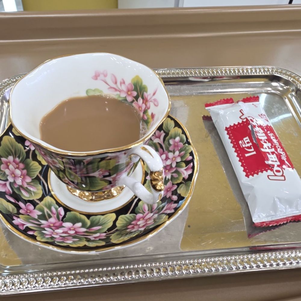 Korean coffee and biscuit