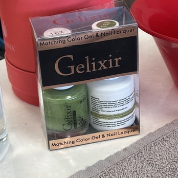 Cosmo Nails - Nail Salons Near Me - Toluca Lake, California