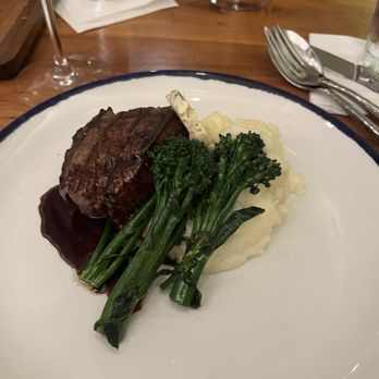 Pescado - Filet on yummy creamy mashed potatoes - American Near Me - Rosemary Beach, Florida