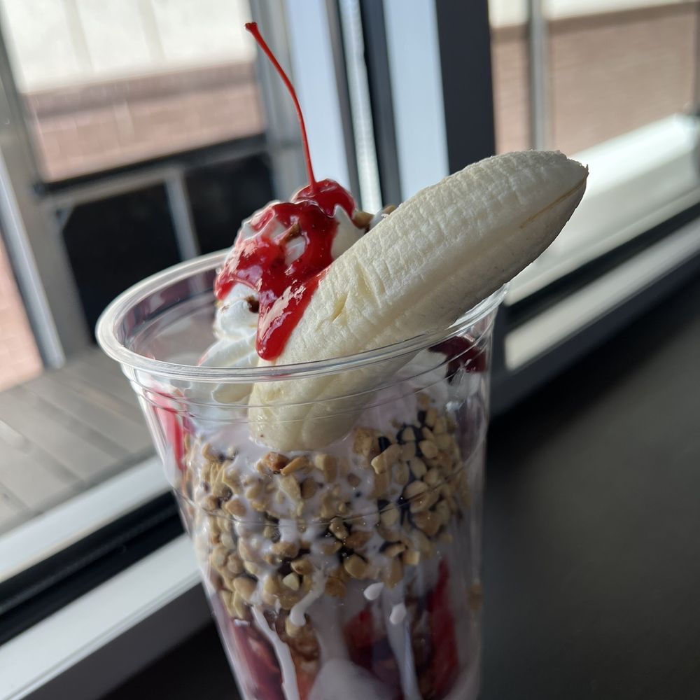 The Yard Milkshake Bar - Kicking it OLD SCHOOL! - Ice Cream & Frozen Yogurt Near Me - Virginia Beach, Virginia The Yard Milkshake Bar - Kicking it OLD SCHOOL! - Ice Cream & Frozen Yogurt Near Me - Virginia Beach, Virginia