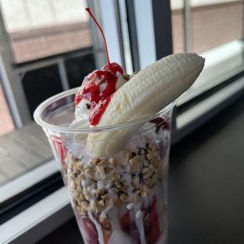 The Yard Milkshake Bar - Kicking it OLD SCHOOL! - Ice Cream & Frozen Yogurt Near Me - Virginia Beach, Virginia The Yard Milkshake Bar - Kicking it OLD SCHOOL! - Ice Cream & Frozen Yogurt Near Me - Virginia Beach, Virginia